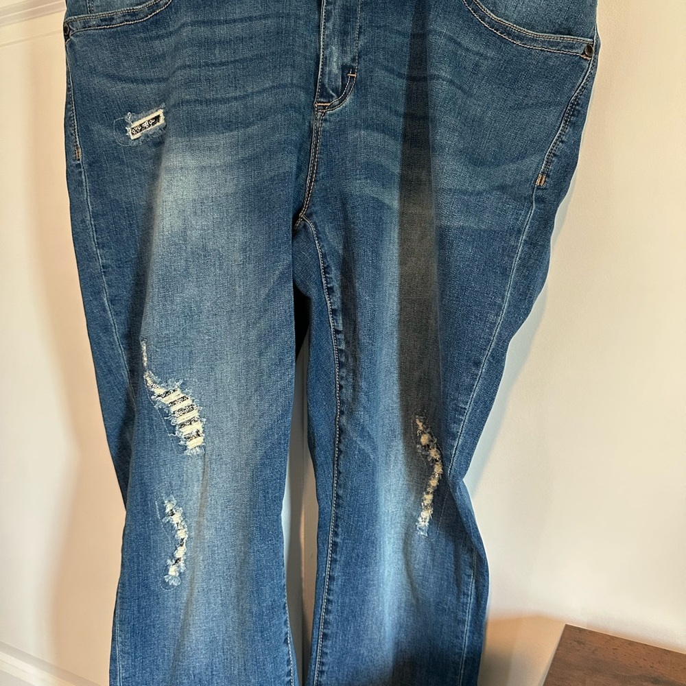 Seven7 Women's Blue Jeans
